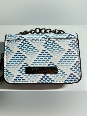 Kurt Geiger White Crossbody Bag with Blue Dot Pattern NWOT  Eagle Crest